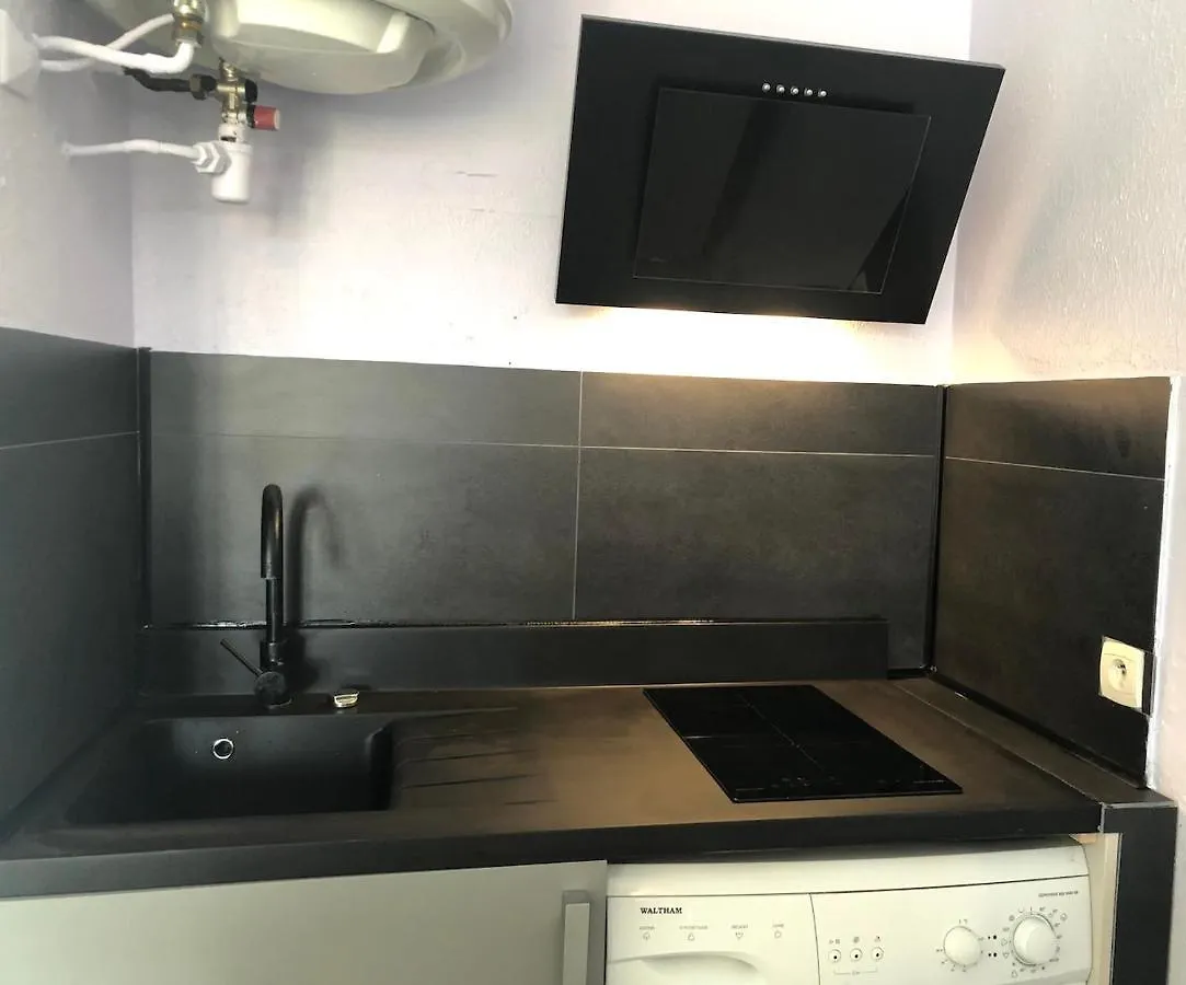 Apartment Studio St-Mandrier 300M Mer Saint-Mandrier-sur-Mer France